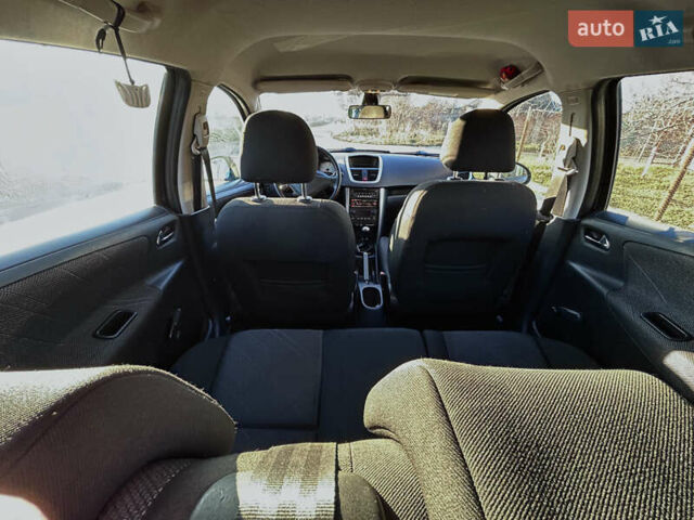 Черный Пежо 207, объемом двигателя 1.6 л и пробегом 260 тыс. км за 4950 $, фото 25 на Automoto.ua