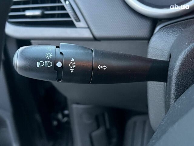 Чорний Пежо 207, об'ємом двигуна 1.4 л та пробігом 145 тис. км за 6090 $, фото 28 на Automoto.ua