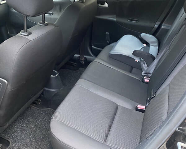 Пежо 207 2010 в Чернигове на Automoto.ua Черный Пежо 207, объемом двигателя 1.6 л и пробегом 198 тыс. км за 4300 $, фото 11 на Automoto.ua