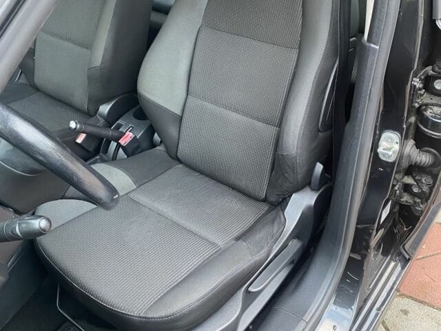 Пежо 207 2010 в Нежине на Automoto.ua Черный Пежо 207, объемом двигателя 1.6 л и пробегом 198 тыс. км за 4300 $, фото 10 на Automoto.ua