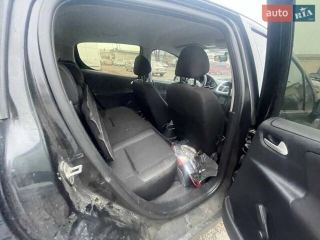 Чорний Пежо 207, об'ємом двигуна 1.36 л та пробігом 130 тис. км за 1699 $, фото 7 на Automoto.ua