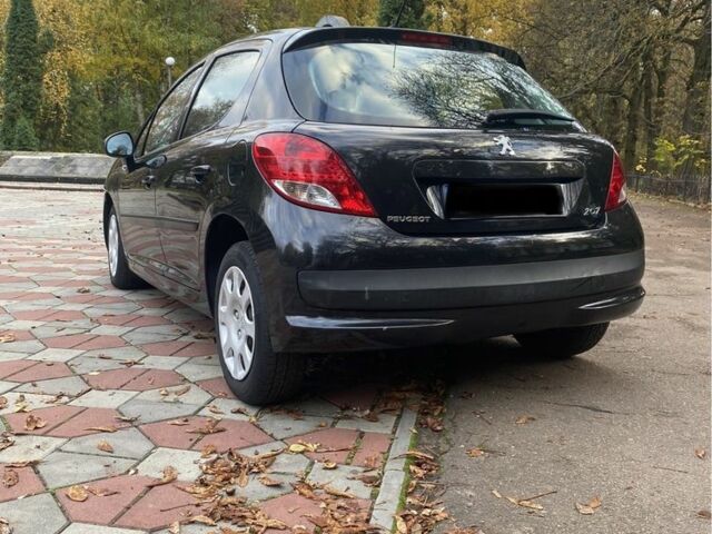 Пежо 207 2010 в Нежине на Automoto.ua Черный Пежо 207, объемом двигателя 1.6 л и пробегом 198 тыс. км за 4300 $, фото 5 на Automoto.ua