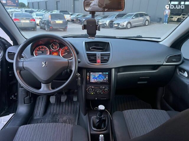 Чорний Пежо 207, об'ємом двигуна 1.4 л та пробігом 145 тис. км за 6090 $, фото 30 на Automoto.ua