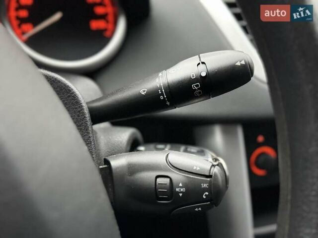 Черный Пежо 207, объемом двигателя 1.56 л и пробегом 280 тыс. км за 3950 $, фото 21 на Automoto.ua