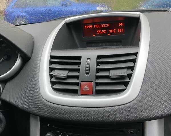 Чорний Пежо 207, об'ємом двигуна 1.36 л та пробігом 192 тис. км за 5500 $, фото 30 на Automoto.ua