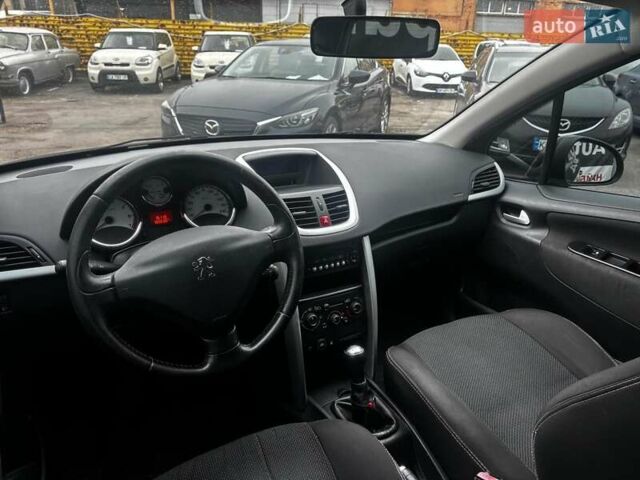 Черный Пежо 207, объемом двигателя 1.4 л и пробегом 180 тыс. км за 4990 $, фото 15 на Automoto.ua