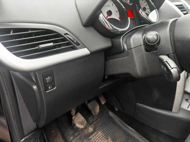 Чорний Пежо 207, об'ємом двигуна 1.4 л та пробігом 180 тис. км за 4990 $, фото 19 на Automoto.ua