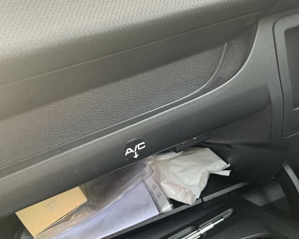 Черный Пежо 207, объемом двигателя 1.6 л и пробегом 200 тыс. км за 5500 $, фото 49 на Automoto.ua