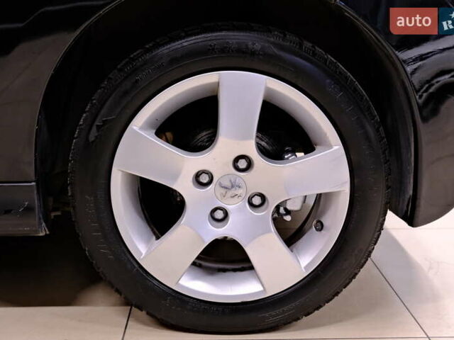 Чорний Пежо 207, об'ємом двигуна 1.6 л та пробігом 180 тис. км за 4900 $, фото 32 на Automoto.ua