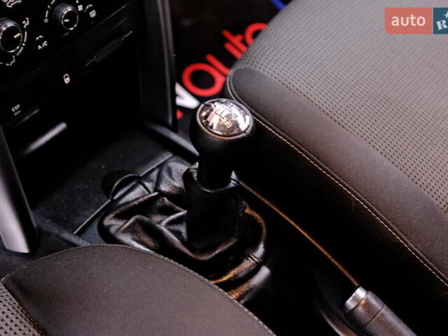 Чорний Пежо 207, об'ємом двигуна 1.6 л та пробігом 180 тис. км за 4900 $, фото 16 на Automoto.ua