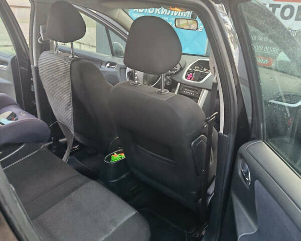 Чорний Пежо 207, об'ємом двигуна 1.6 л та пробігом 165 тис. км за 5150 $, фото 13 на Automoto.ua