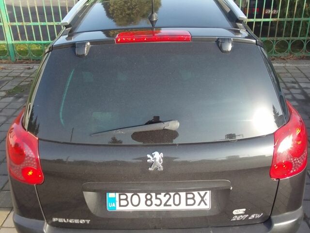 Чорний Пежо 207, об'ємом двигуна 1.6 л та пробігом 208 тис. км за 4613 $, фото 4 на Automoto.ua
