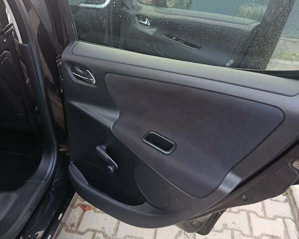 Чорний Пежо 207, об'ємом двигуна 1.6 л та пробігом 165 тис. км за 5150 $, фото 12 на Automoto.ua
