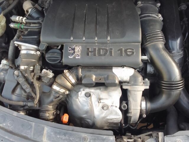 Чорний Пежо 207, об'ємом двигуна 1.6 л та пробігом 208 тис. км за 4613 $, фото 6 на Automoto.ua