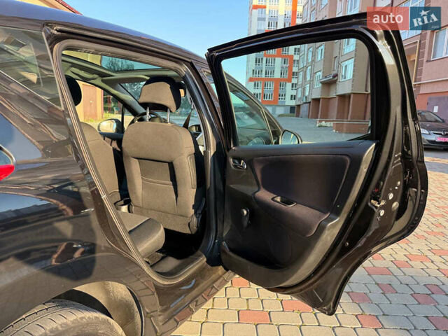 Пежо 207 2007 в Ивано-Франковске на Automoto.ua Черный Пежо 207, объемом двигателя 1.6 л и пробегом 198 тыс. км за 5650 $, фото 59 на Automoto.ua