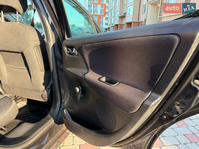 Пежо 207 2007 в Ивано-Франковске на Automoto.ua Черный Пежо 207, объемом двигателя 1.6 л и пробегом 198 тыс. км за 5650 $, фото 60 на Automoto.ua