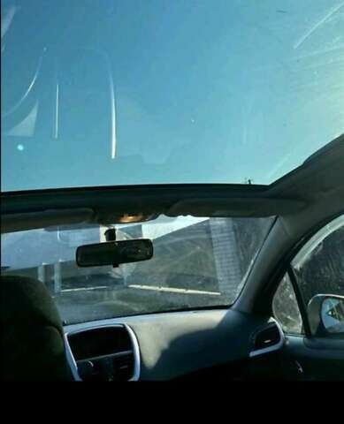 Чорний Пежо 207, об'ємом двигуна 1.6 л та пробігом 303 тис. км за 3400 $, фото 2 на Automoto.ua