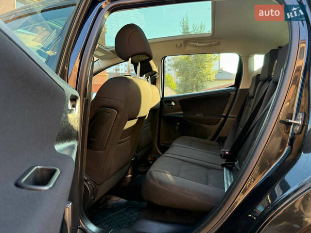 Черный Пежо 207, объемом двигателя 1.6 л и пробегом 198 тыс. км за 5450 $, фото 49 на Automoto.ua