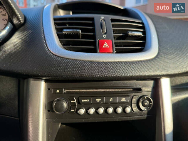 Пежо 207 2007 в Ивано-Франковске на Automoto.ua Черный Пежо 207, объемом двигателя 1.6 л и пробегом 198 тыс. км за 5650 $, фото 44 на Automoto.ua