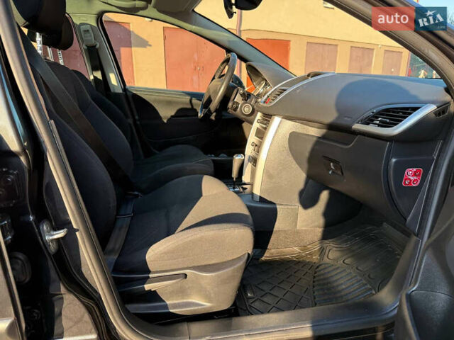 Черный Пежо 207, объемом двигателя 1.6 л и пробегом 198 тыс. км за 5450 $, фото 64 на Automoto.ua