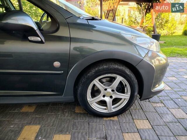 Чорний Пежо 207, об'ємом двигуна 1.6 л та пробігом 271 тис. км за 4600 $, фото 26 на Automoto.ua