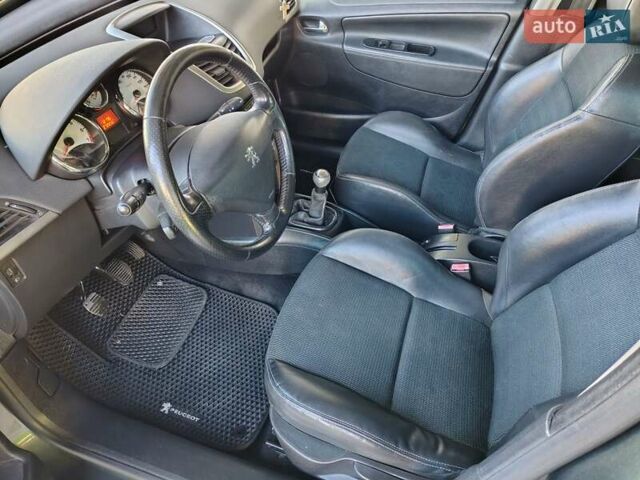 Чорний Пежо 207, об'ємом двигуна 1.6 л та пробігом 271 тис. км за 4600 $, фото 57 на Automoto.ua