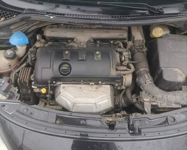 Чорний Пежо 207, об'ємом двигуна 1.4 л та пробігом 218 тис. км за 3600 $, фото 53 на Automoto.ua