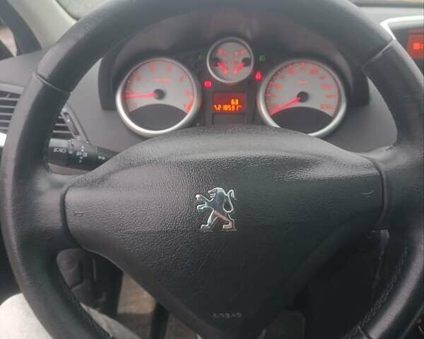 Чорний Пежо 207, об'ємом двигуна 1.4 л та пробігом 218 тис. км за 3600 $, фото 17 на Automoto.ua