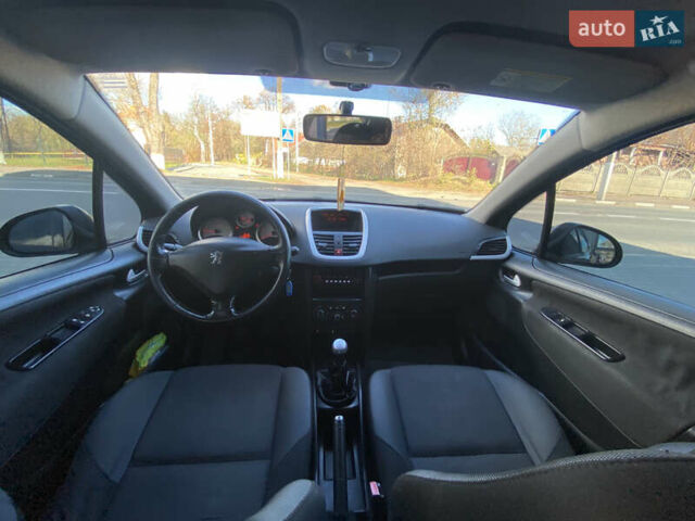 Черный Пежо 207, объемом двигателя 1.56 л и пробегом 202 тыс. км за 4799 $, фото 13 на Automoto.ua