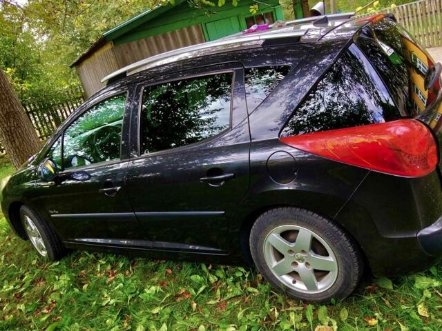 Черный Пежо 207, объемом двигателя 1.4 л и пробегом 196 тыс. км за 4999 $, фото 2 на Automoto.ua