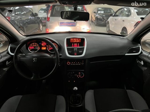 Черный Пежо 207, объемом двигателя 0 л и пробегом 229 тыс. км за 4900 $, фото 3 на Automoto.ua
