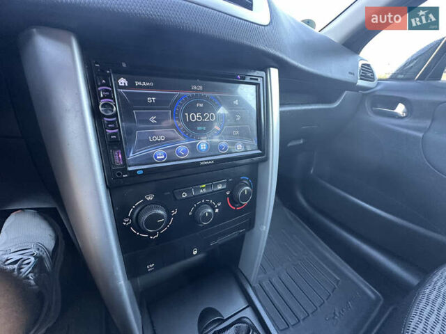 Черный Пежо 207, объемом двигателя 1.6 л и пробегом 229 тыс. км за 5600 $, фото 30 на Automoto.ua