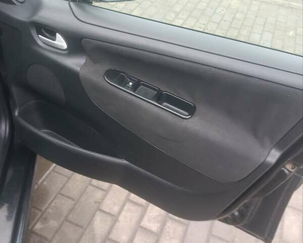 Чорний Пежо 207, об'ємом двигуна 1.4 л та пробігом 218 тис. км за 3600 $, фото 26 на Automoto.ua