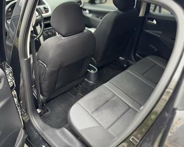Чорний Пежо 207, об'ємом двигуна 1.4 л та пробігом 126 тис. км за 4900 $, фото 19 на Automoto.ua