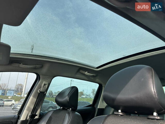 Пежо 207 2011 в Виннице на Automoto.ua Черный Пежо 207, объемом двигателя 1.6 л и пробегом 325 тыс. км за 5000 $, фото 12 на Automoto.ua