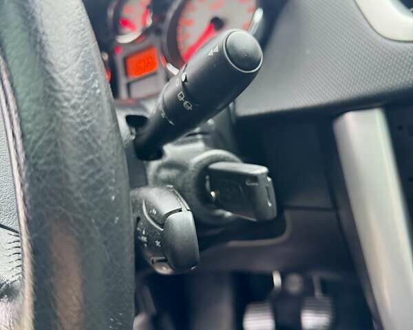 Чорний Пежо 207, об'ємом двигуна 1.4 л та пробігом 126 тис. км за 4900 $, фото 26 на Automoto.ua