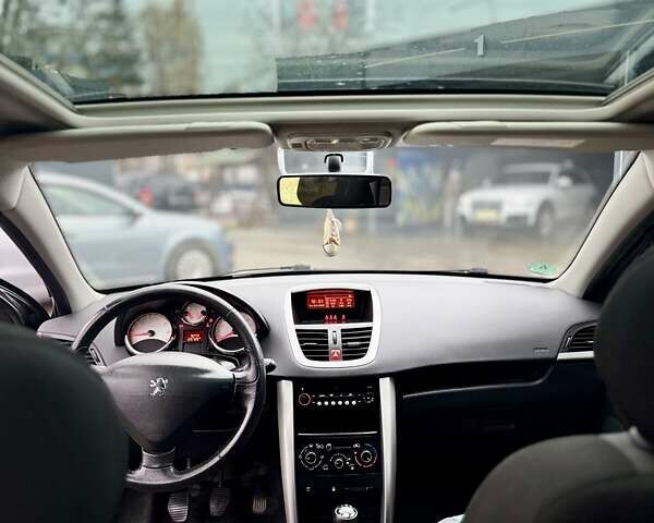 Чорний Пежо 207, об'ємом двигуна 1.4 л та пробігом 126 тис. км за 4900 $, фото 16 на Automoto.ua