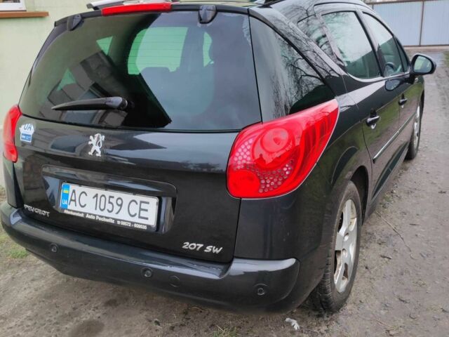 Чорний Пежо 207, об'ємом двигуна 1.6 л та пробігом 292 тис. км за 6000 $, фото 1 на Automoto.ua