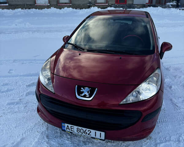 Красный Пежо 207, объемом двигателя 1.36 л и пробегом 244 тыс. км за 4599 $, фото 15 на Automoto.ua