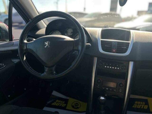 Червоний Пежо 207, об'ємом двигуна 1.6 л та пробігом 159 тис. км за 3999 $, фото 10 на Automoto.ua