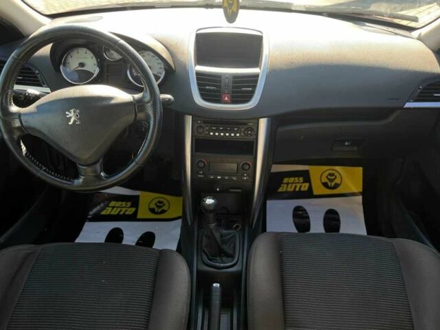 Червоний Пежо 207, об'ємом двигуна 1.6 л та пробігом 159 тис. км за 3999 $, фото 9 на Automoto.ua