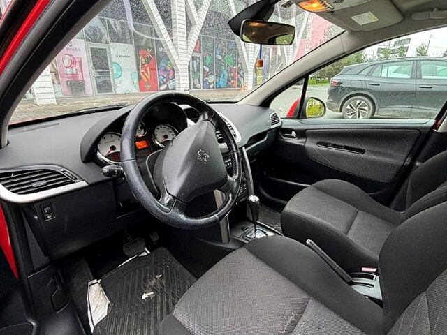 Червоний Пежо 207, об'ємом двигуна 1.6 л та пробігом 154 тис. км за 5100 $, фото 2 на Automoto.ua