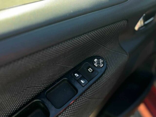 Червоний Пежо 207, об'ємом двигуна 1.6 л та пробігом 159 тис. км за 3999 $, фото 16 на Automoto.ua