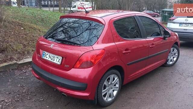 Красный Пежо 207, объемом двигателя 1.65 л и пробегом 129 тыс. км за 5700 $, фото 1 на Automoto.ua