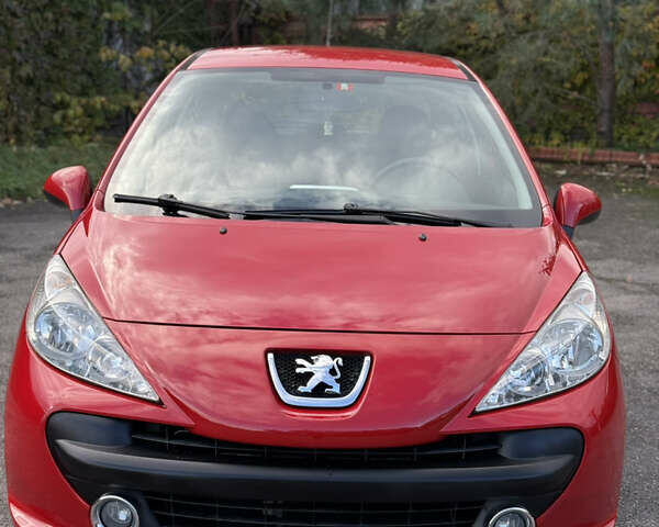 Пежо 207 2008 у Вінниці на Automoto.ua Червоний Пежо 207, об'ємом двигуна 1.4 л та пробігом 152 тис. км за 3800 $, фото 5 на Automoto.ua
