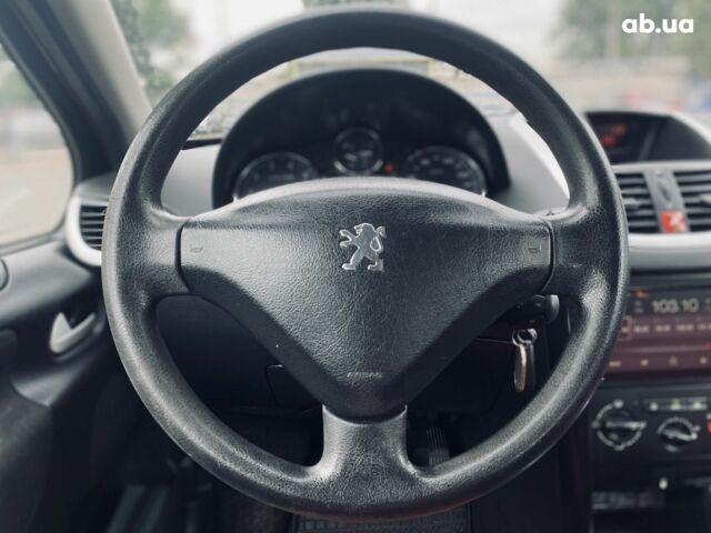 Червоний Пежо 207, об'ємом двигуна 1.6 л та пробігом 138 тис. км за 6300 $, фото 16 на Automoto.ua