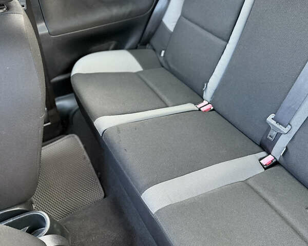 Пежо 207 2008 у Вінниці на Automoto.ua Червоний Пежо 207, об'ємом двигуна 1.4 л та пробігом 152 тис. км за 3800 $, фото 20 на Automoto.ua