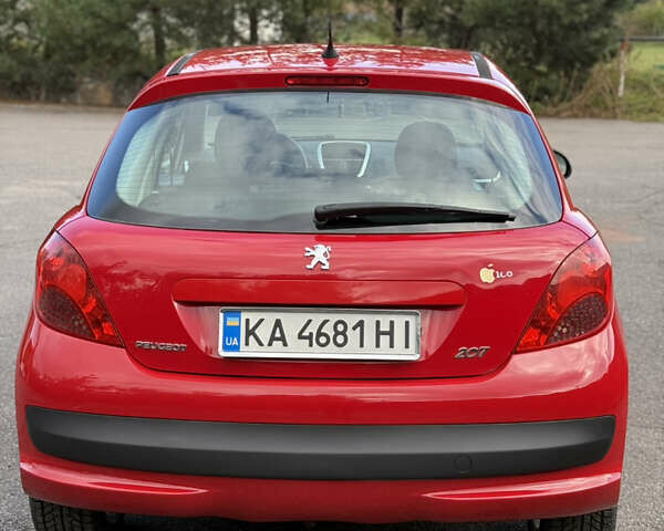 Пежо 207 2008 у Вінниці на Automoto.ua Червоний Пежо 207, об'ємом двигуна 1.4 л та пробігом 152 тис. км за 3800 $, фото 7 на Automoto.ua