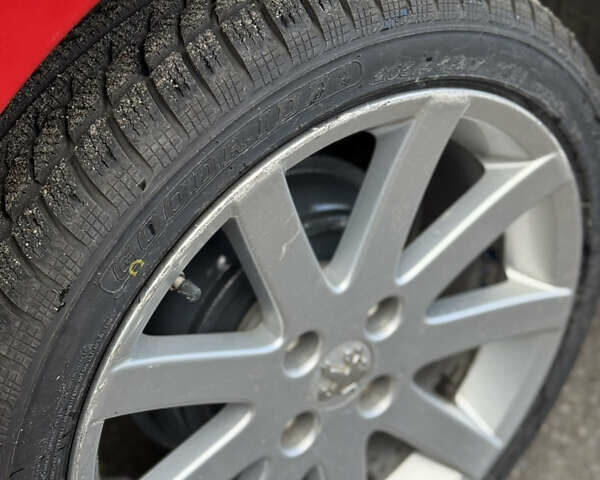 Пежо 207 2008 у Вінниці на Automoto.ua Червоний Пежо 207, об'ємом двигуна 1.4 л та пробігом 152 тис. км за 3800 $, фото 11 на Automoto.ua