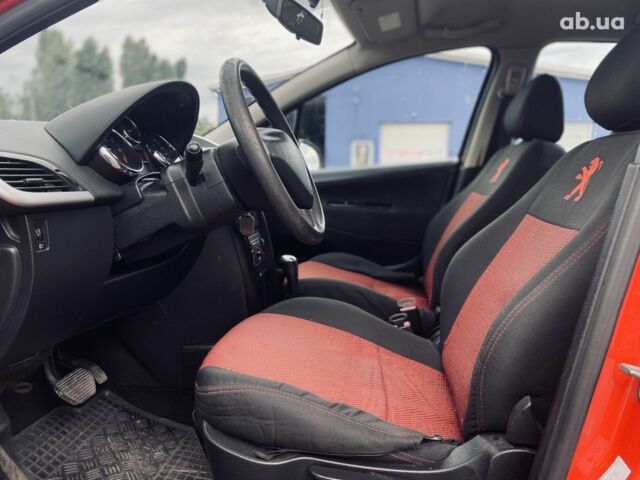 Червоний Пежо 207, об'ємом двигуна 1.6 л та пробігом 138 тис. км за 6300 $, фото 13 на Automoto.ua